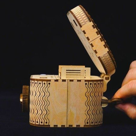 ROBOTIME 3D Wooden Puzzle - Treasure Chest