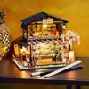 LITTLE STORY Składany Drewniany Model LED - Sushi House
